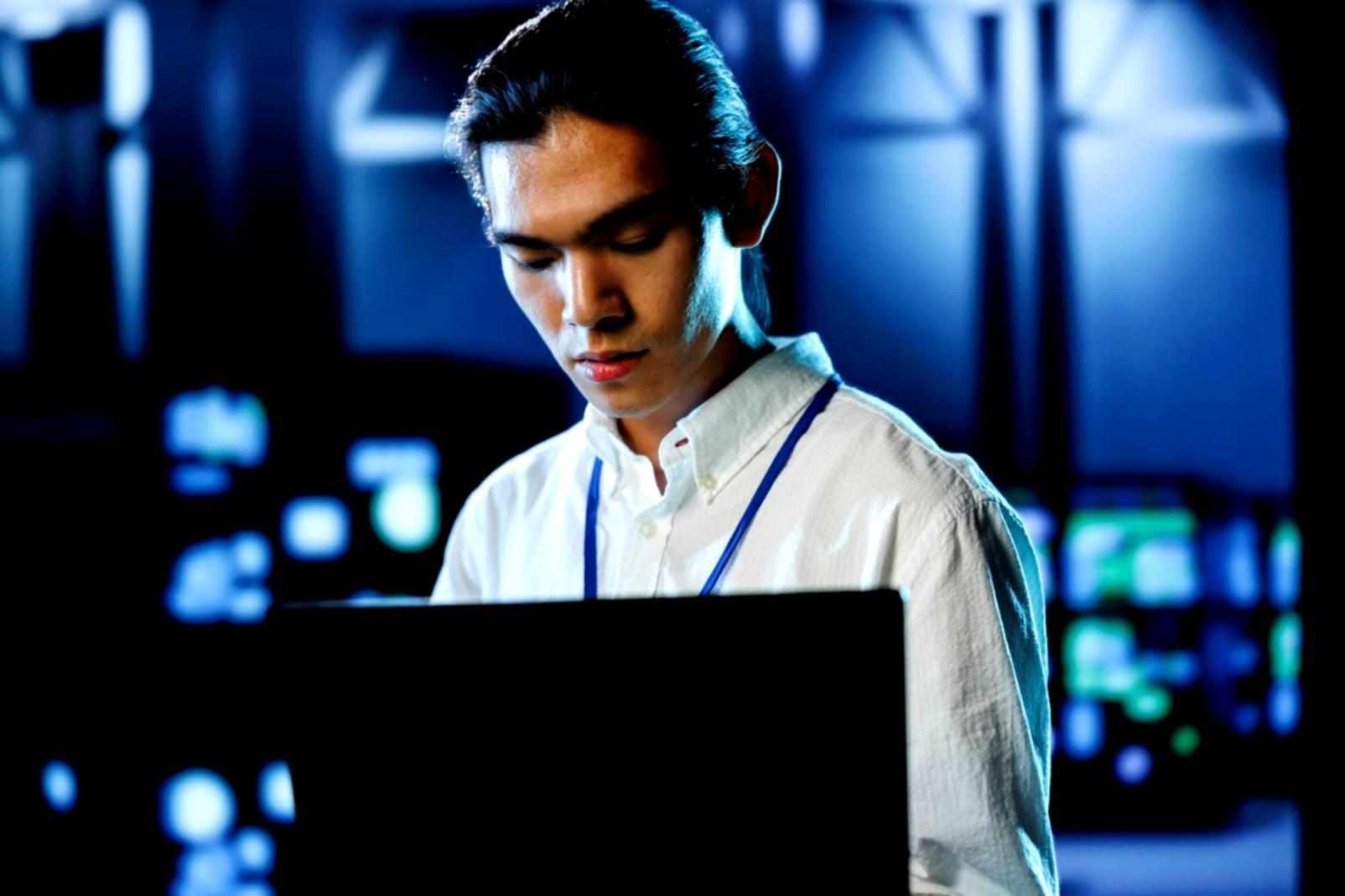 Formación práctica en gestión de sistemas